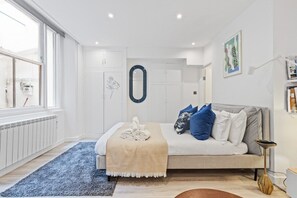1 bedroom, iron/ironing board, free WiFi, bed sheets
