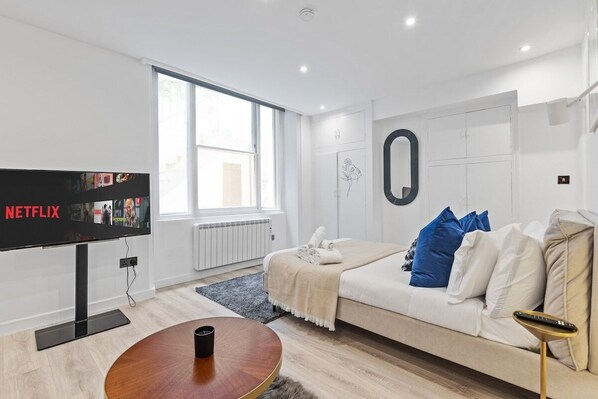 1 bedroom, iron/ironing board, free WiFi, bed sheets