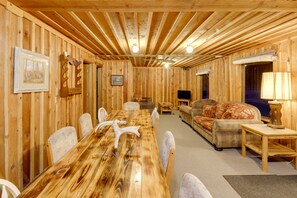 Interior - Quaint DeBorgia Retreat: Black Diamond Guest Ranch (St Regis)