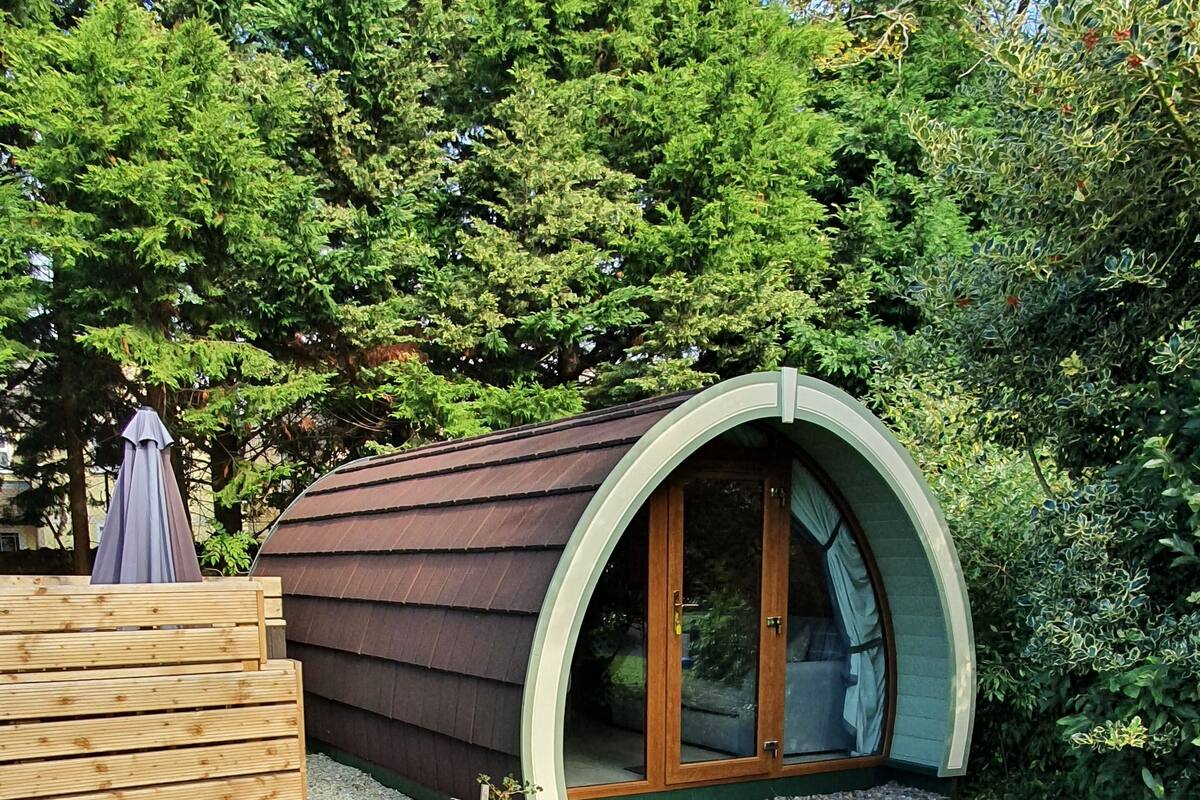 GLAMPING POD 4 | 1 間臥室、書桌、筆電工作空間、熨斗/熨衣板