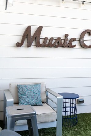 Interior - Perfect 4BR • Balcony • Near 12S, Gulch & Broadway (Nashville)