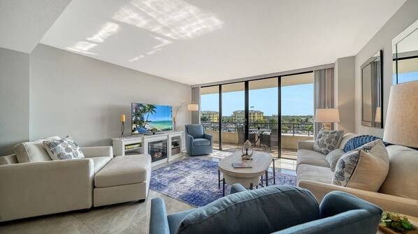 Unclassified image, 1 of 35, button