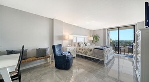 Unclassified image, 3 of 35, button