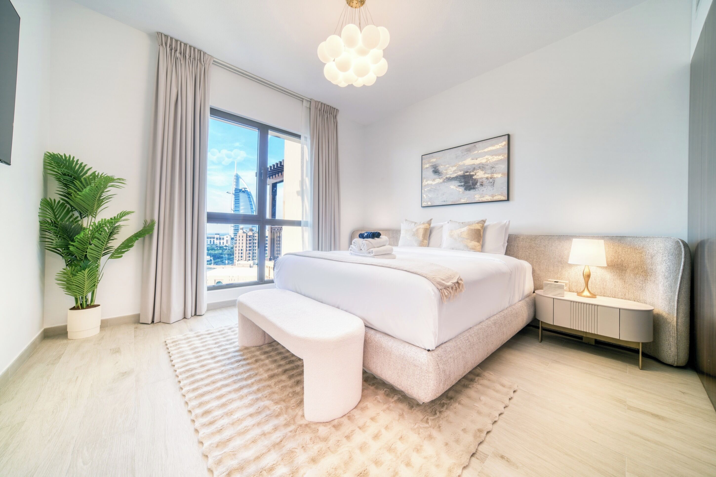 2 bedrooms, in-room safe, iron/ironing board, internet