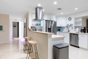 House, Multiple Beds, Pool Access, Pool View (Luxurious House on the Canal) | Private kitchen | Fridge, microwave, oven, stovetop - Stunning & Private 5 BDR Canal-front Home w/ Pool! (Hollywood)