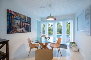 Restauration dans la chambre
