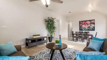 House, Multiple Beds, Fireplace | Living area | TV, fireplace