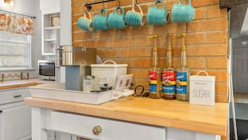 House, Multiple Beds, Patio, Garden View (Cappawack Cottage) | Private kitchen | Fridge, microwave, oven, stovetop