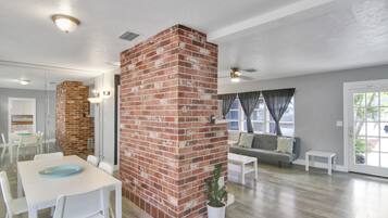House, Multiple Beds, Pool Access, Garden View | In-room dining