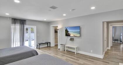 Tarpon River Getaway - New