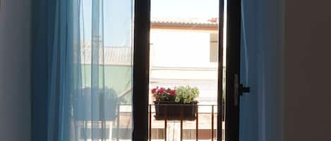 Superior Double Room | In-room safe, soundproofing, iron/ironing board, free WiFi