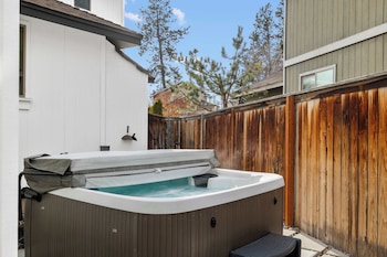 Hot-tub, 30 min From Mt. Bachelor