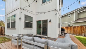 บ้านพัก, หลายเตียง, ลานระเบียง, วิวสวน (Rocca Way Getaway) | ลานระเบียง/นอกชาน