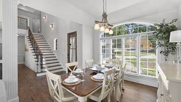 7 bedrooms, individually decorated, individually furnished, free WiFi