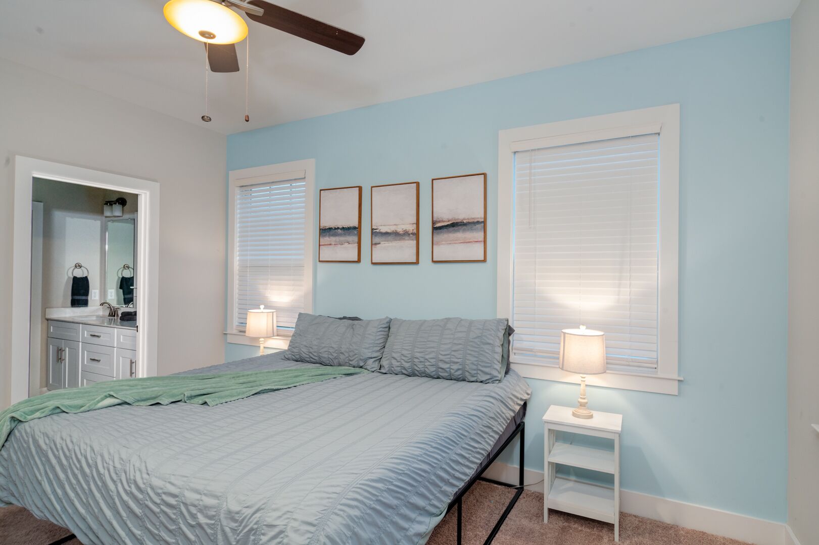 Casa, balcón, vista al jardín | 4 habitaciones, decoración personalizada y muebles diferentes 