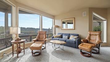 Condo, Multiple Beds, Fireplace, Mountain View (RiverView Retreat) | Living area | 42-inch flat-screen TV with digital channels, fireplace