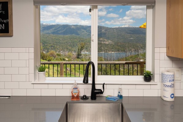 View from property - Modern 2bd Cabin With Stunning Views of Bass Lake (Oakhurst)