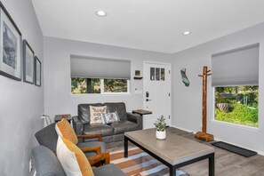 Cabin, 2 Queen Beds, Patio, Mountain View (Shuteye Cabin) | Living area | 42-inch flat-screen TV with digital channels