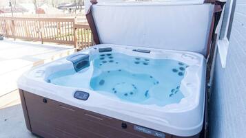 House, Multiple Beds, Pool Access, Garden View | Outdoor spa tub