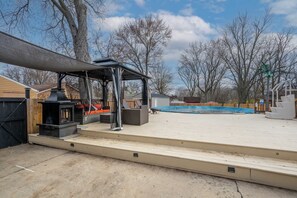 Property grounds - Mason Marvel (Mason)