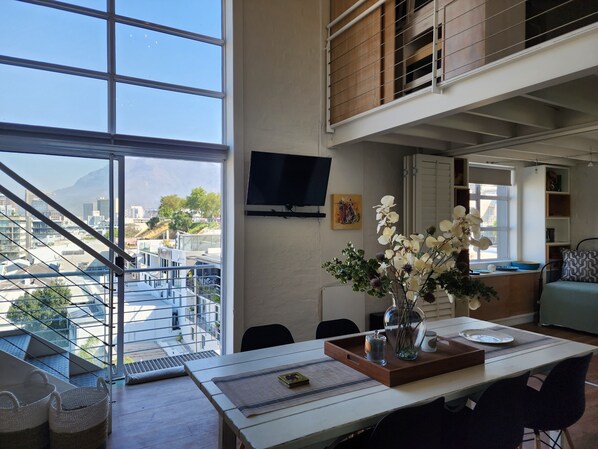 تناول الطعام