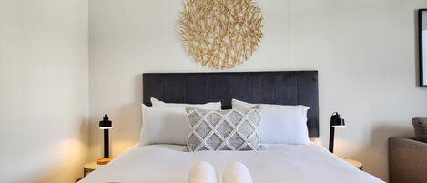 1 chambre, fer et planche à repasser, accès Internet, draps fournis