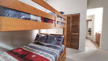Condo, Multiple Beds, Pool Access, Mountain View (Cozy Winter Park Mountain Cabin) | 2 bedrooms, individually decorated, individually furnished, free WiFi