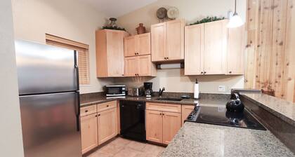 Whisk Away to Winter Park! 2 BDR 5 Min From Skiing