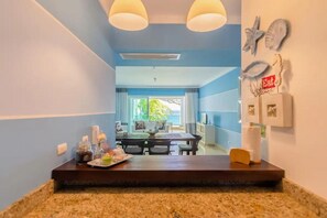 Dining - 12 Sail Away, Beautiful Beachfront Family Condo

 (Sosúa)
