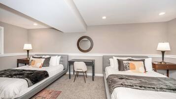 House, Multiple Beds, Pool Access, Garden View