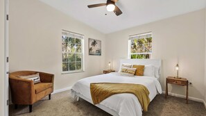 House, Multiple Beds, Patio, Garden View (The Oak Hideaway) | 3 bedrooms, individually decorated, individually furnished, free WiFi