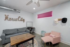 House, Multiple Beds, Balcony, City View | Living area | TV
