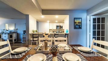 Condo, Multiple Beds, Balcony (Lazy L at the Lake) | Dining