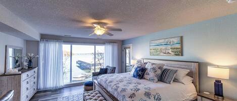 Condo, Plusieurs lits, balcon (Lazy L at the Lake) | 3 chambres, accès au Wi-Fi (inclus), décor unique, ameublement unique