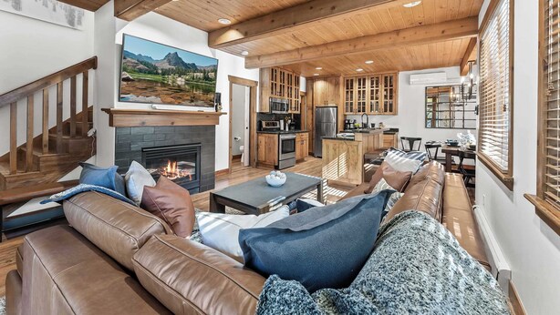 Unclassified image, 1 of 21, button - Updated 2 BDR Condo Walk to Deer Valley & City! (Park City)