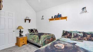 Cabin, Multiple Beds, Patio, Mountain View (Cozy Bear South) | 2 bedrooms, individually decorated, individually furnished, free WiFi