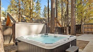 Cabin, Multiple Beds, Patio, Mountain View (Summit Pine Lodge) | Outdoor spa tub