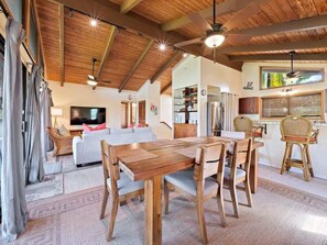 House, Multiple Beds, Balcony, Garden View (He'eia Bay Paradise) | Dining - Heeia Bay Paradise Spacious 3 BDR Steps to Beach (Kailua-Kona)