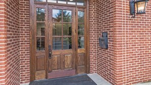 Exterior - Music City's West End Retreat (Nashville)