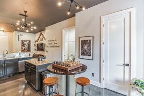 Condo, 1 King Bed | Private kitchen | Fridge, microwave, oven, stovetop - Music City's West End Retreat (Nashville)
