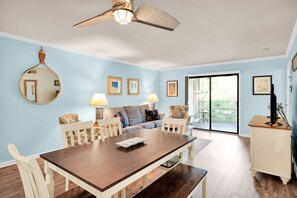 Condo, Multiple Beds, Balcony (Beautiful Hilton Head Island Oasis) | In-room dining