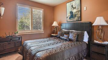 Townhome, Multiple Beds, Patio, Mountain View (Crystal Charm) | 3 bedrooms, desk, laptop workspace, WiFi (free)