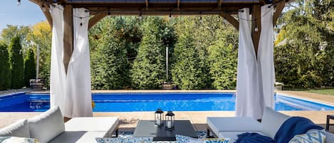 Piscine extérieure, piscine chauffée