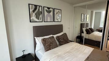 1 chambre, fer et planche à repasser, Wi-Fi, draps fournis