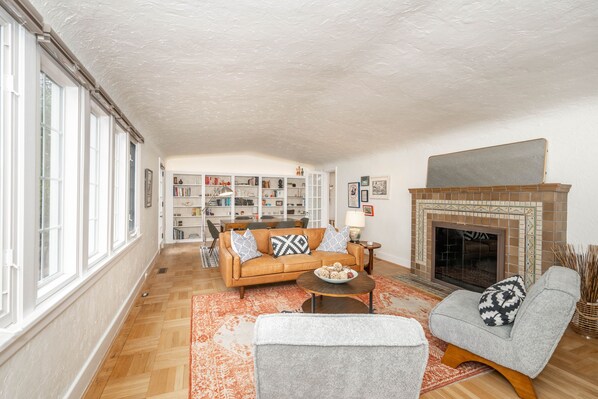 House, Multiple Beds, Balcony, Garden View | Interior