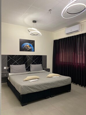 Pillow-top beds, minibar, individually decorated, individually furnished - Eden hotel aqaba (Aqaba)