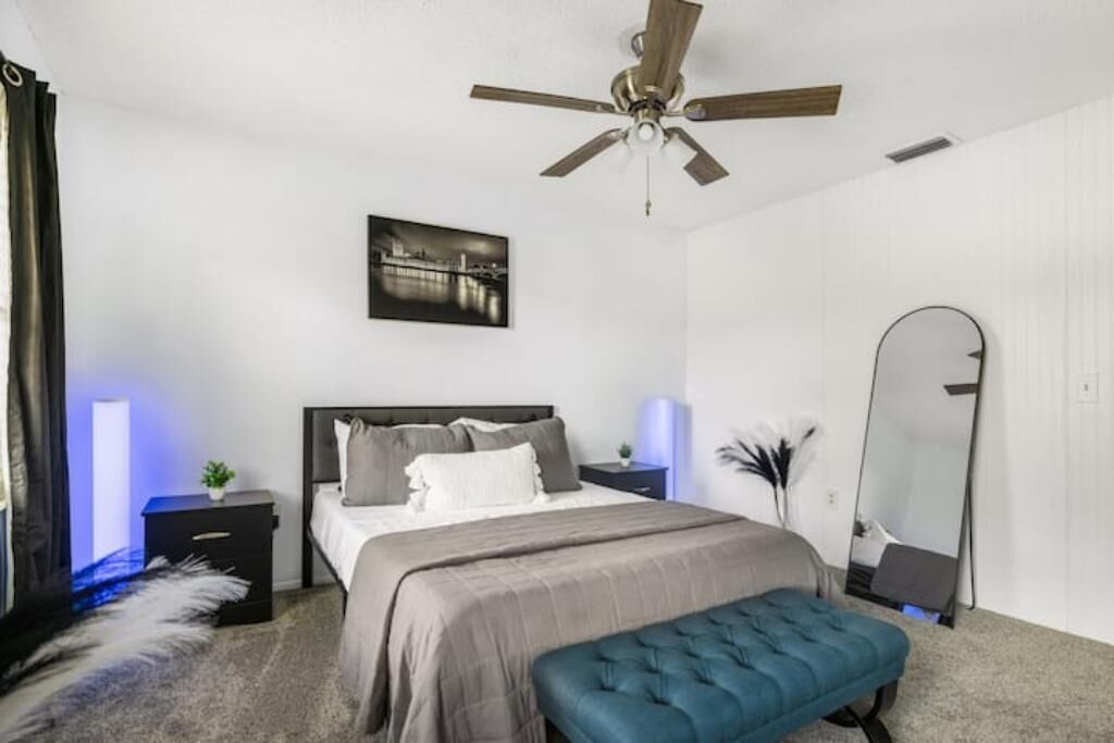 Relax in a Comfy Secluded Condo