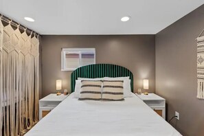 1 habitación, escritorio, tabla de planchar con plancha y wifi gratis 