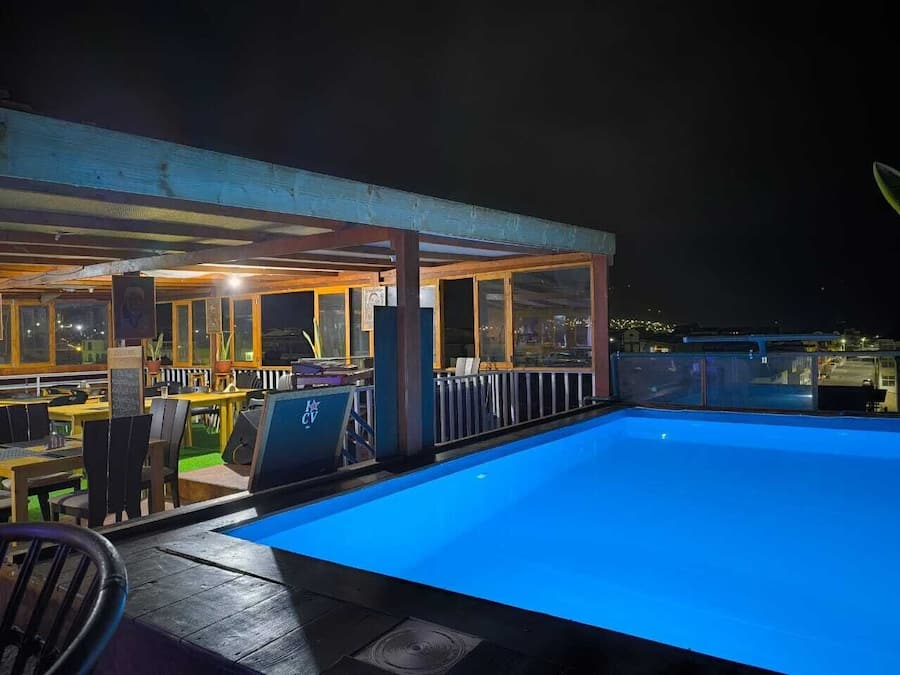 Individuelt dekorert, skrivebord og skrivebord for bærbar PC