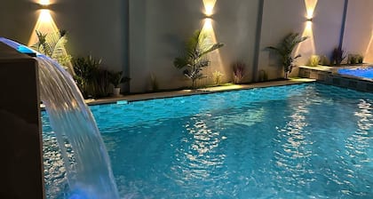 ZAFIRO HOTEL